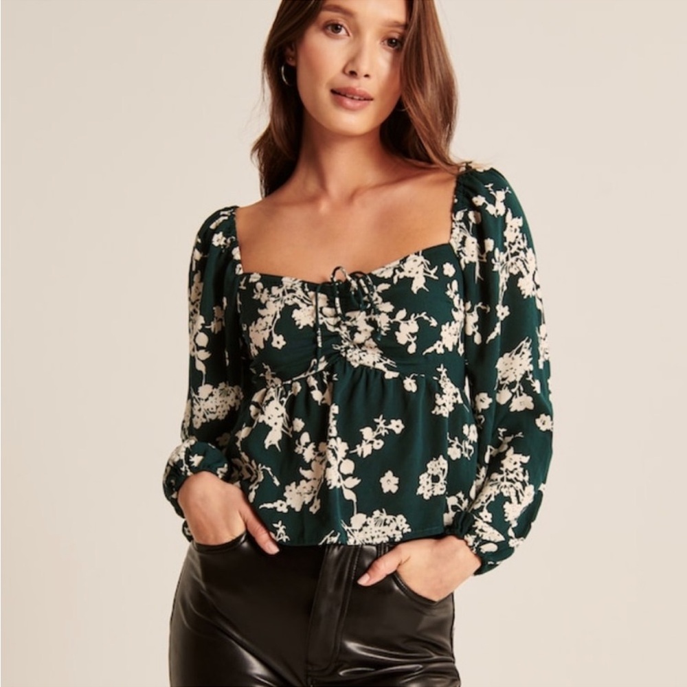 NWT Abercrombie and Fitch Green Floral Cinched Longsleeve Blouse Sz S